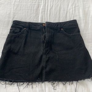 H&M black denim skirt